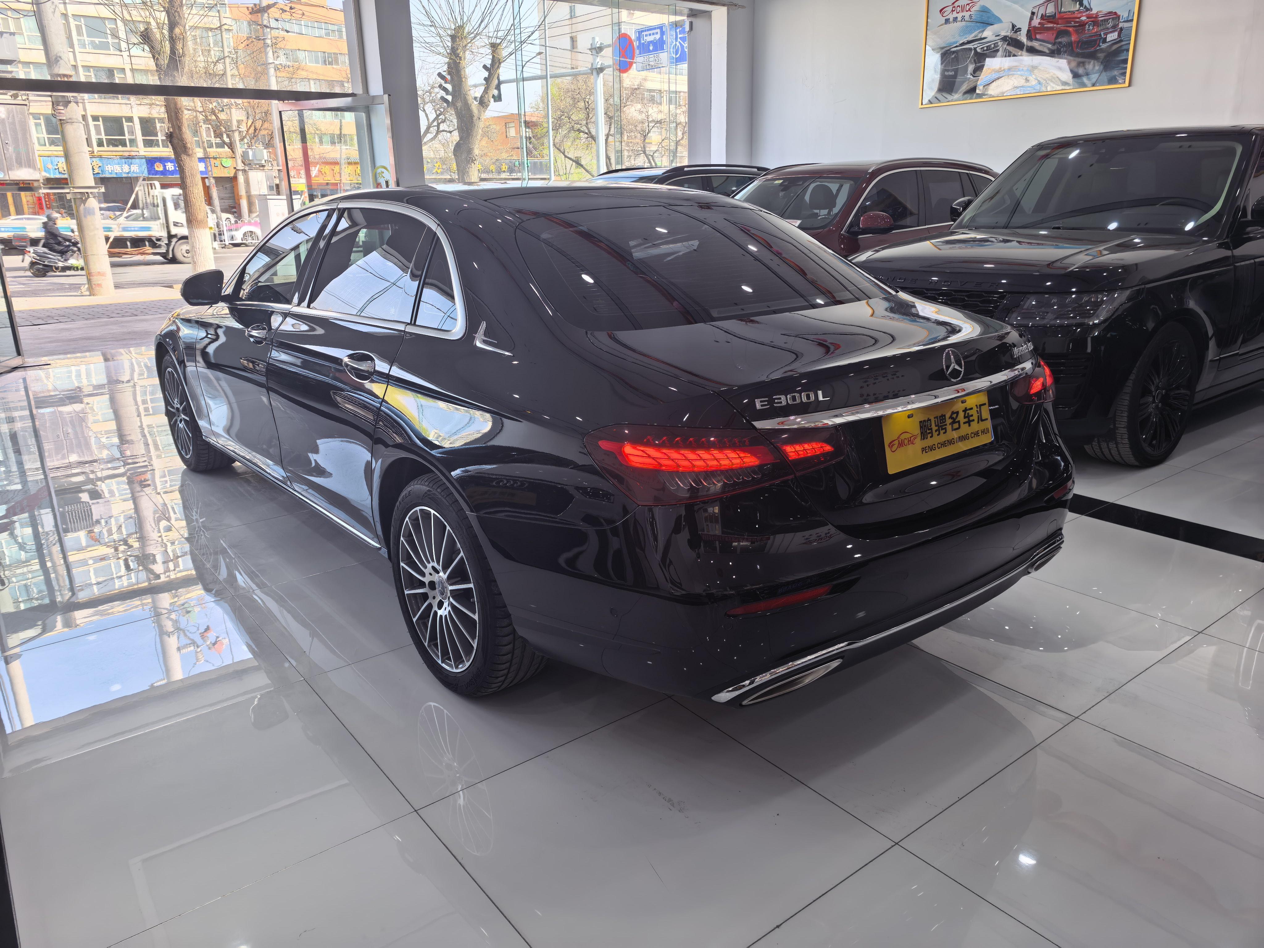 Mercedes-Benz E-Class 2023 thumb 2