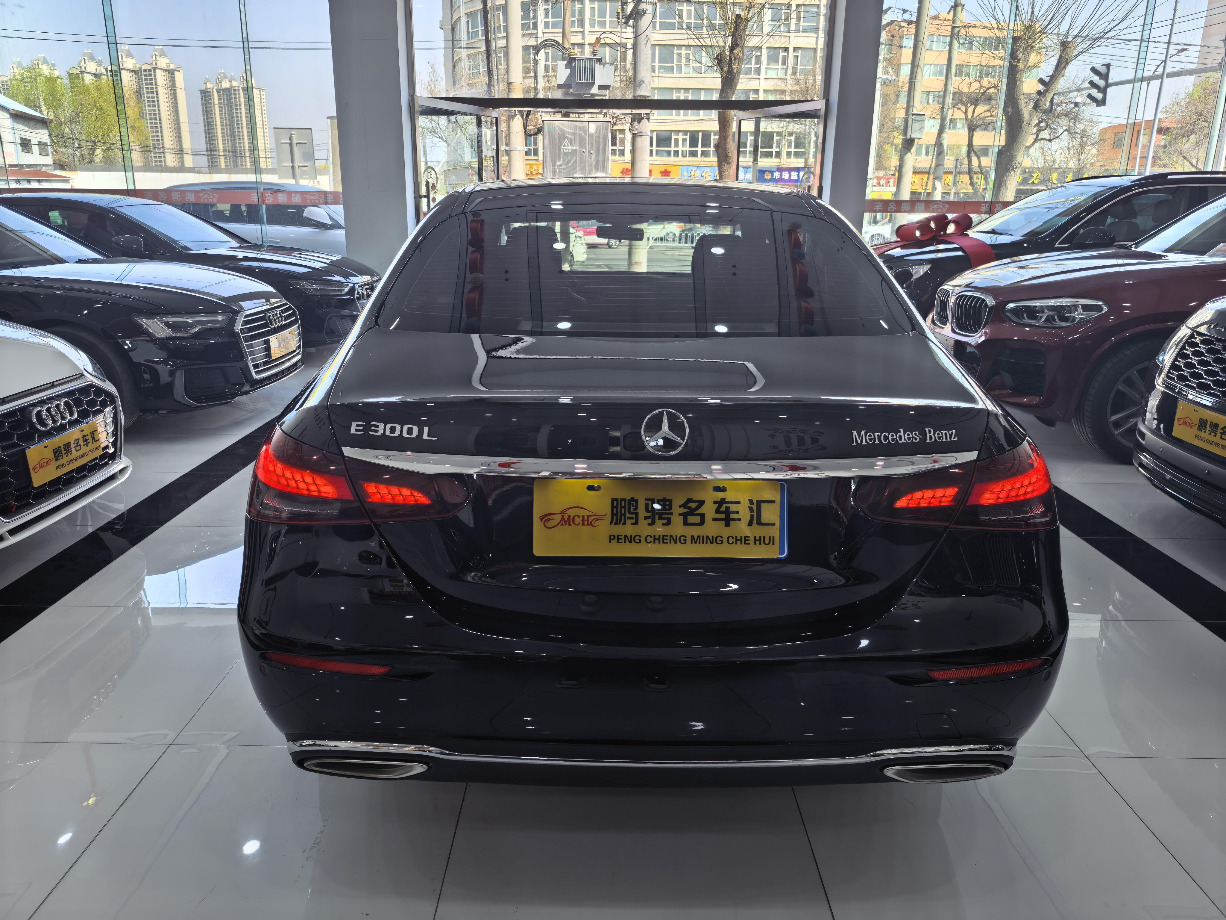 Mercedes-Benz E-Class 2023 thumb 3