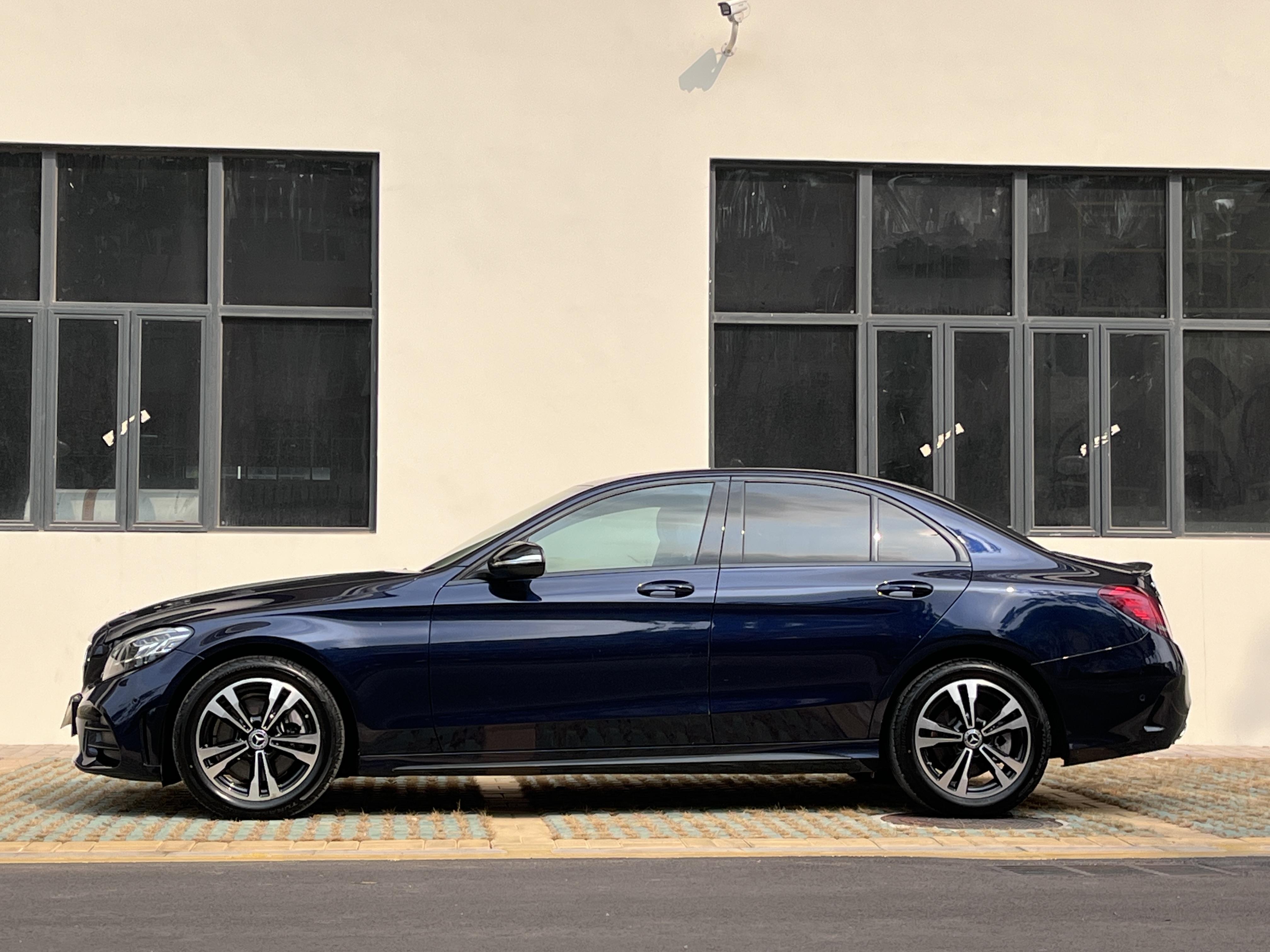 Mercedes-Benz C-Class 2020 thumb 2