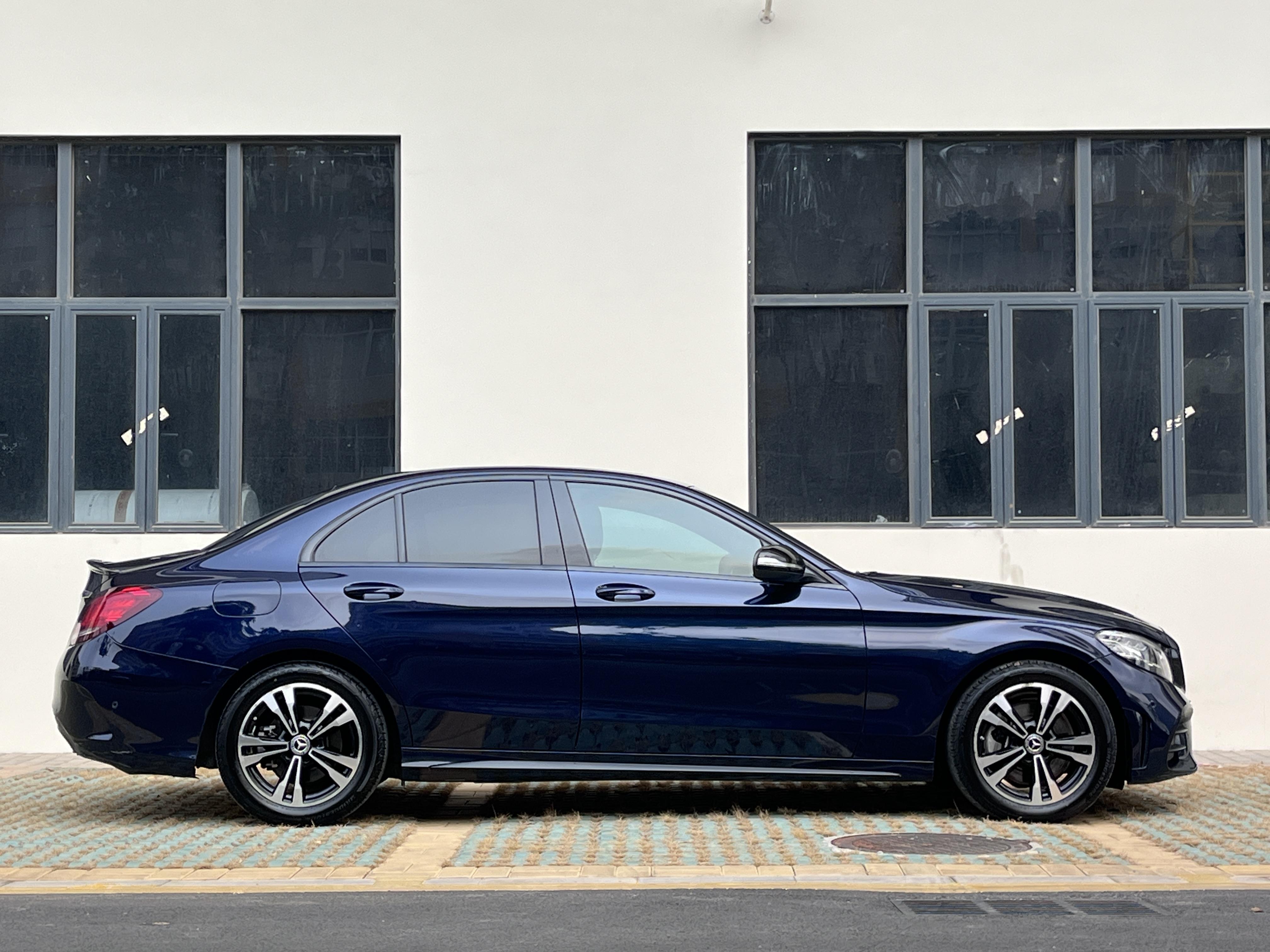 Mercedes-Benz C-Class 2020 thumb 6