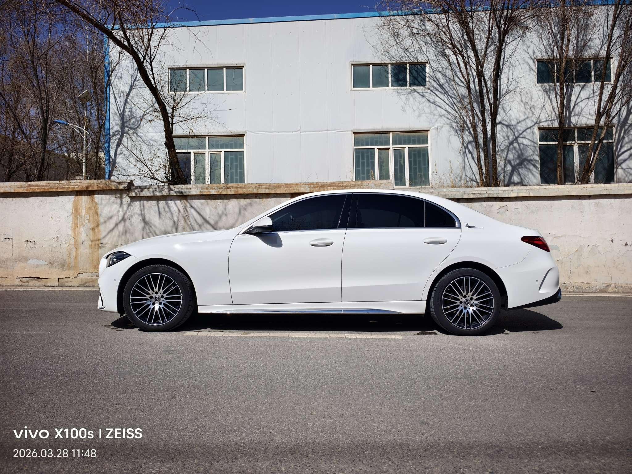 Mercedes-Benz C-Class 2023 thumb 2