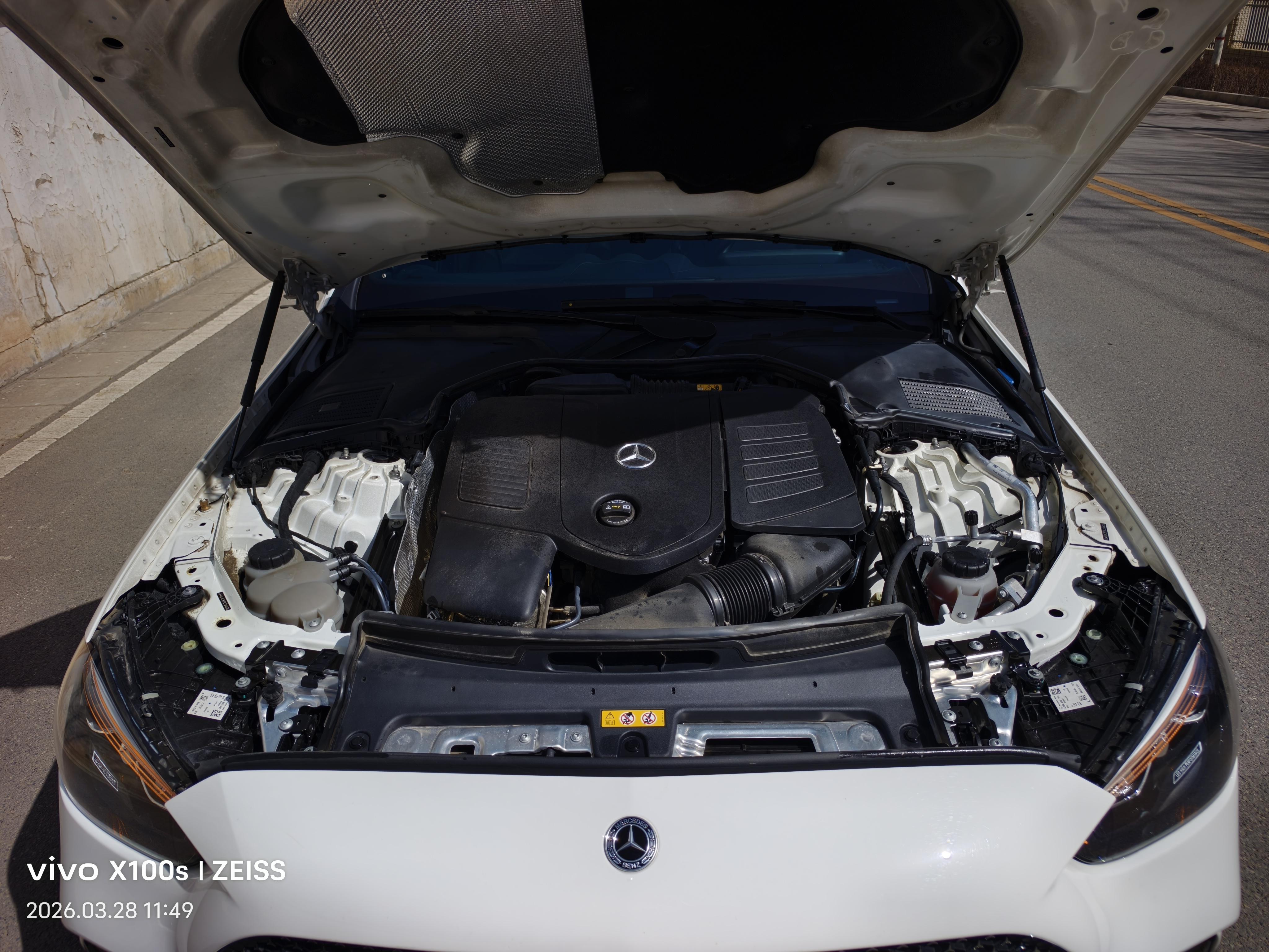 Mercedes-Benz C-Class 2023 thumb 4