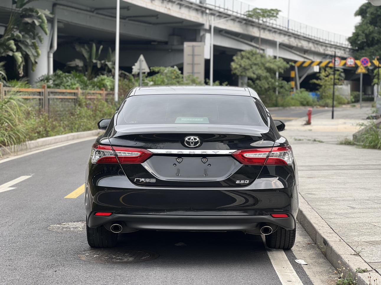 Toyota Camry 2019 thumb 3