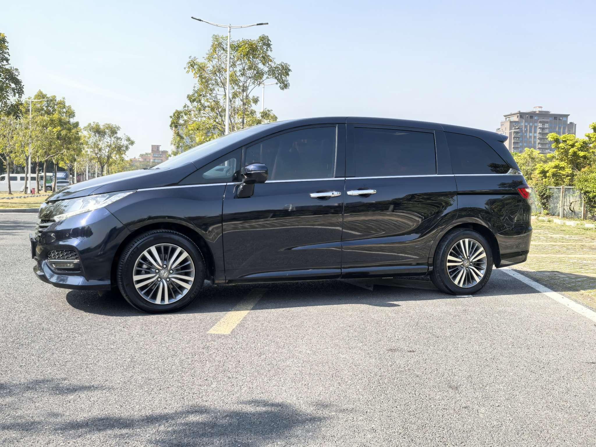 Honda Odyssey 2018 thumb 2