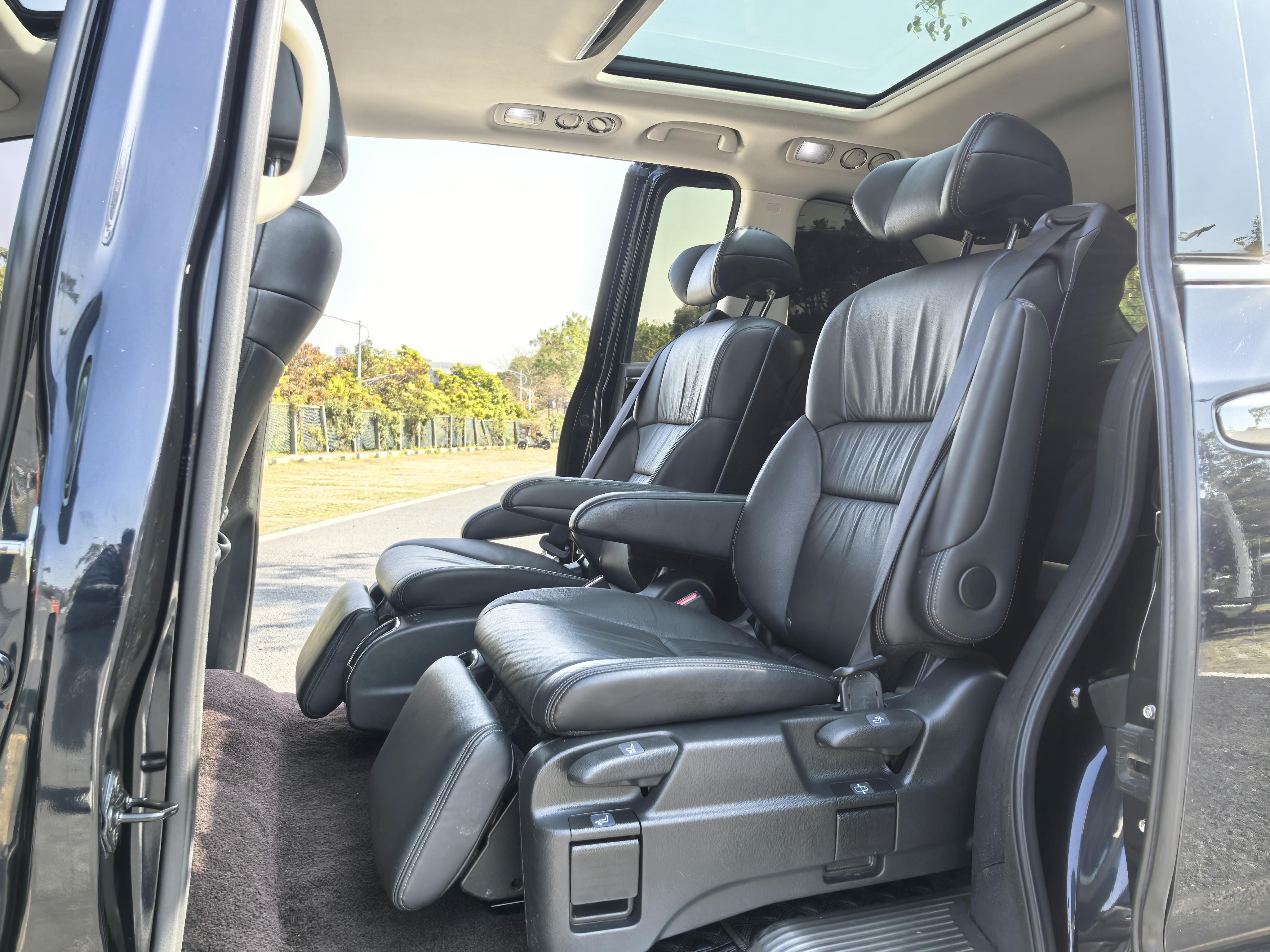 Honda Odyssey 2018 thumb 10