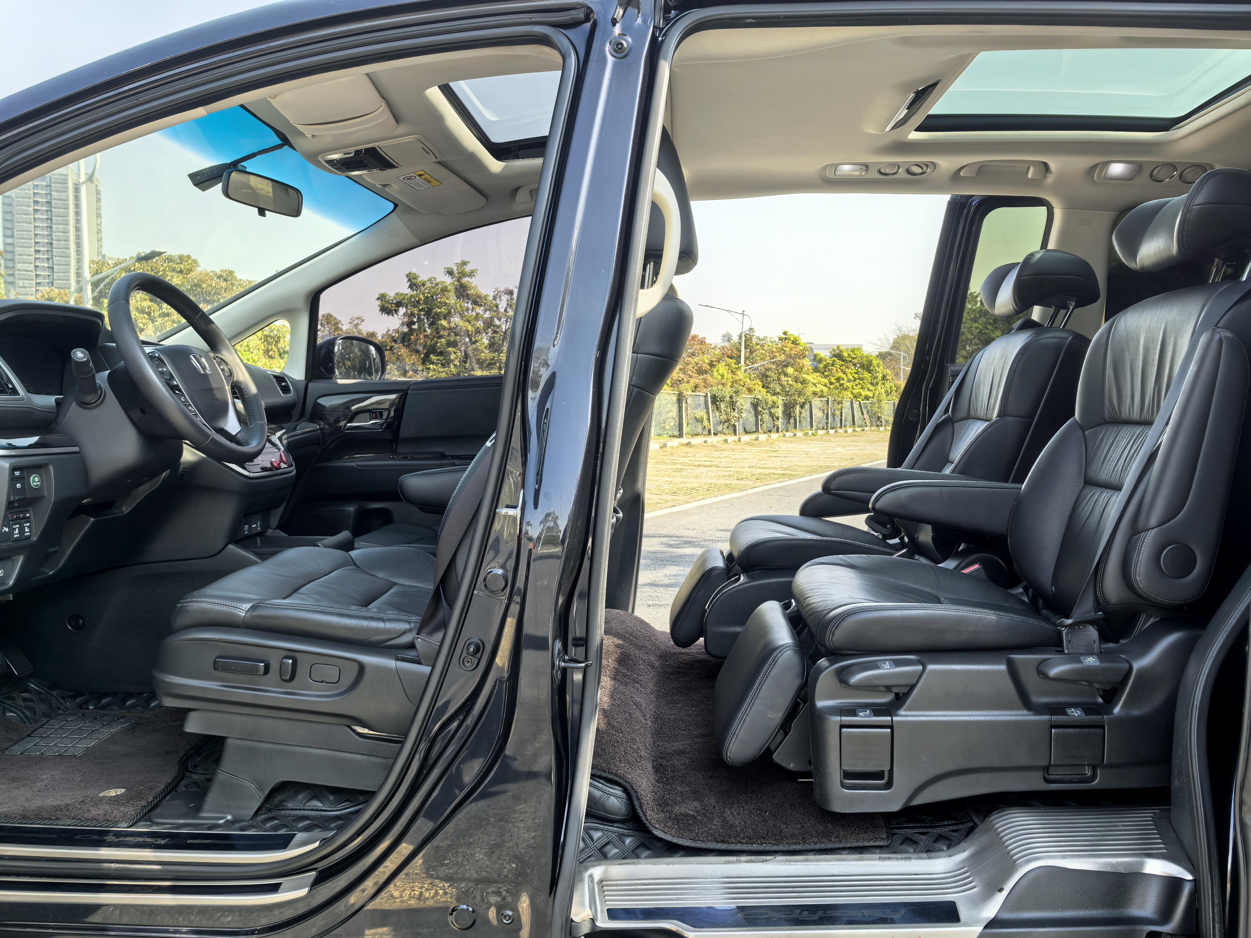 Honda Odyssey 2018 thumb 12