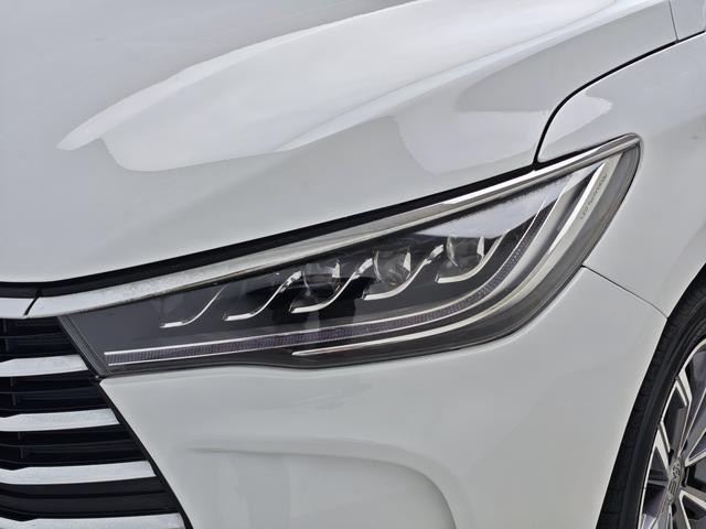 BYD Song 2019 thumb 10
