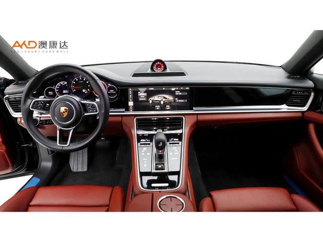 Porsche Panamera 2018 thumb 6