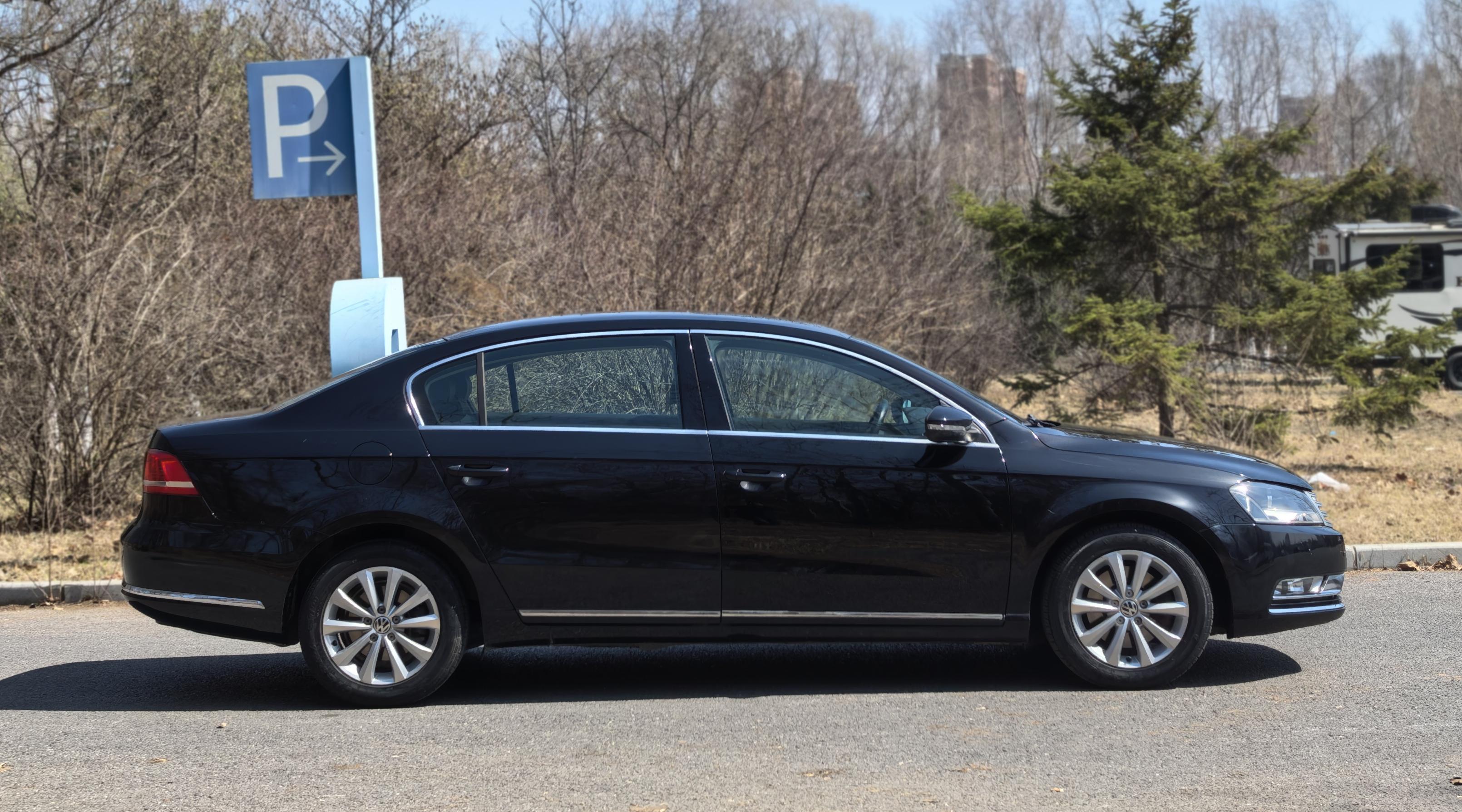 Volkswagen Magotan 2015 thumb 2