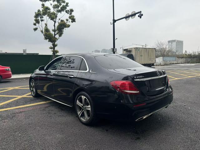Mercedes-Benz E-Class 2019 thumb 2