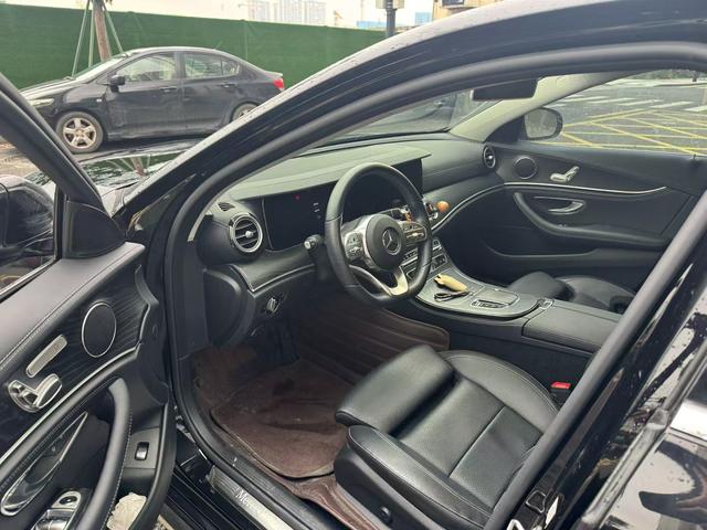 Mercedes-Benz E-Class 2019 thumb 6