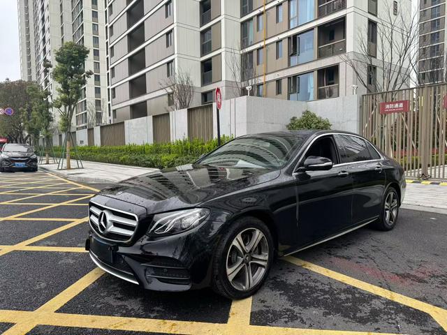 Mercedes-Benz E-Class 2019 thumb 8