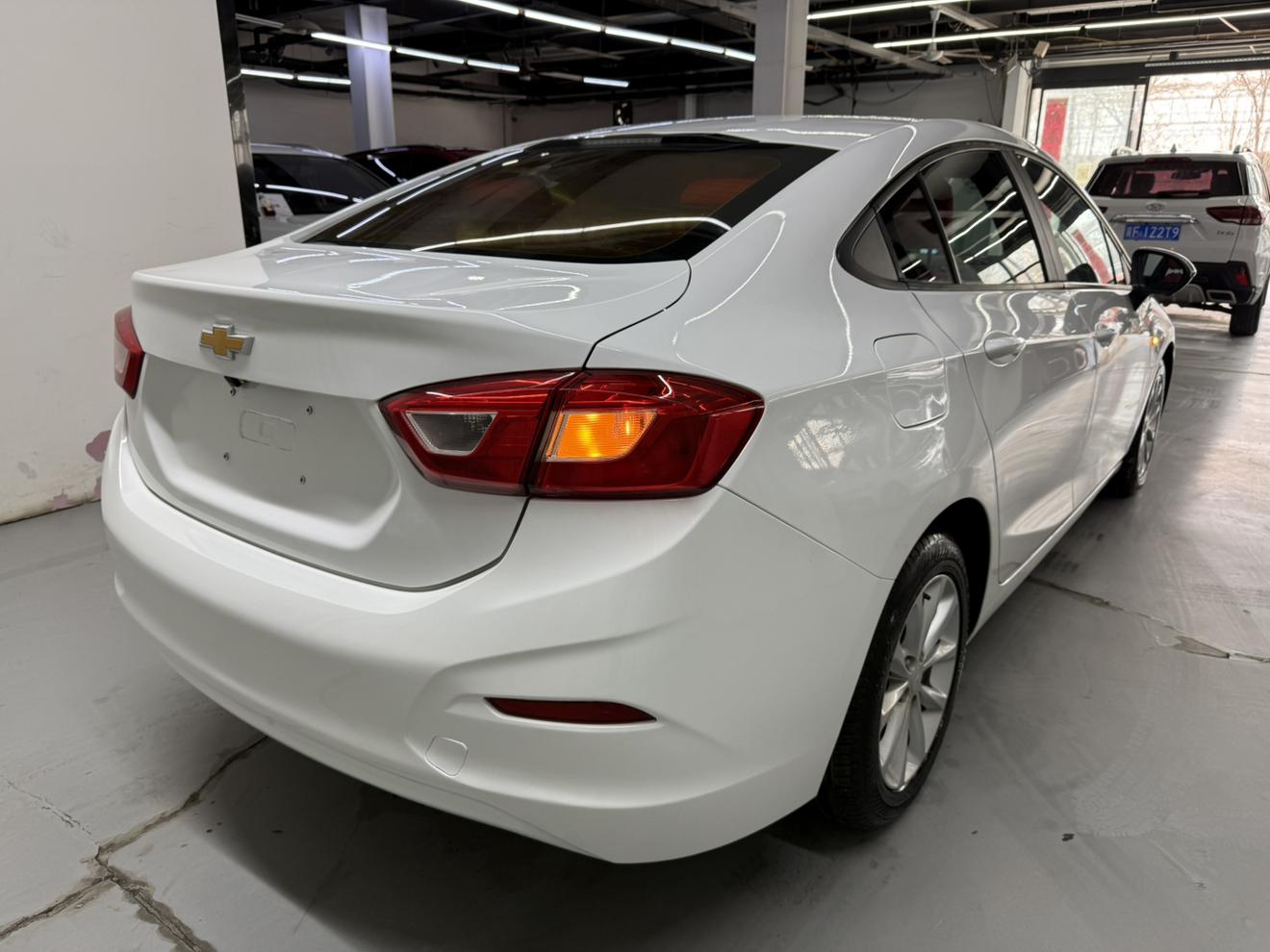Chevrolet Cruze 2018 thumb 4