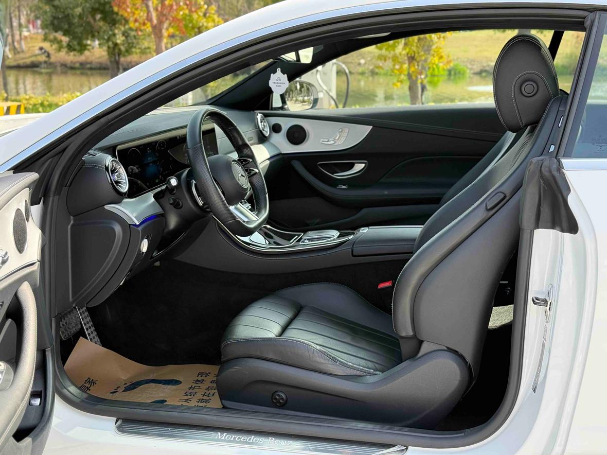 Mercedes-Benz E-Class 2021 thumb 7