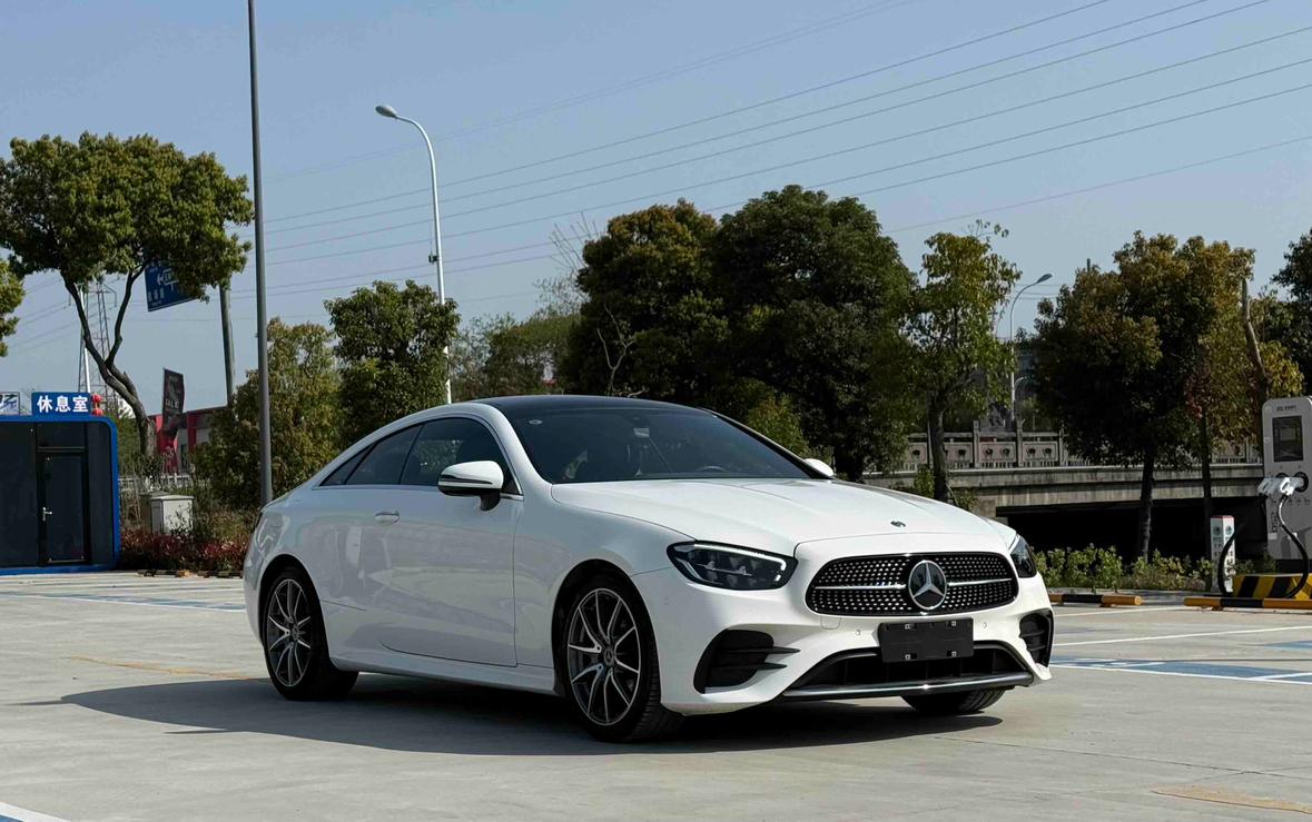 Mercedes-Benz E-Class 2021 thumb 12