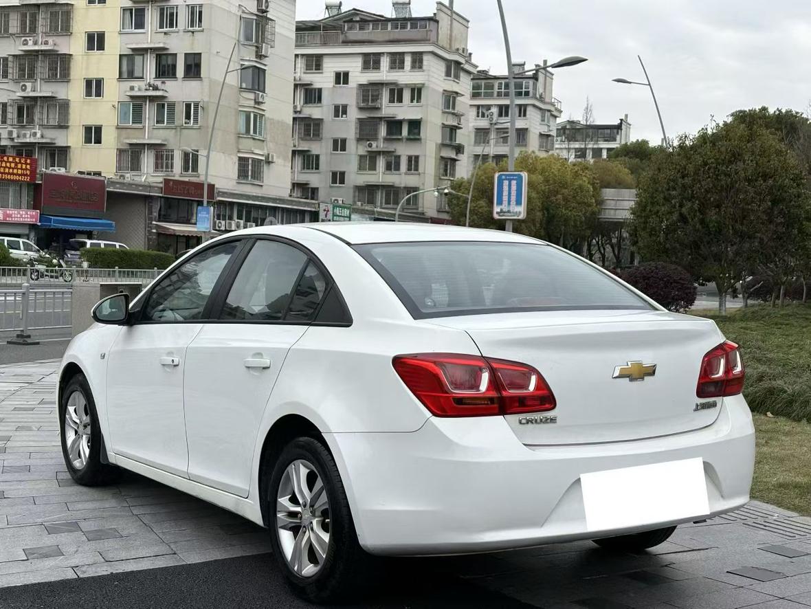 Chevrolet Cruze 2015 thumb 3