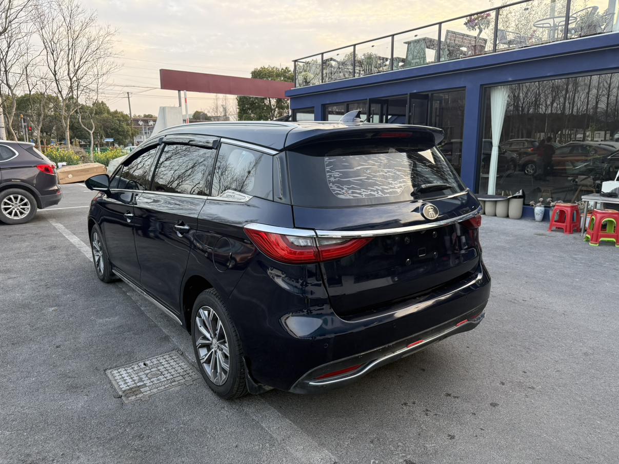 BYD Song 2019 thumb 2