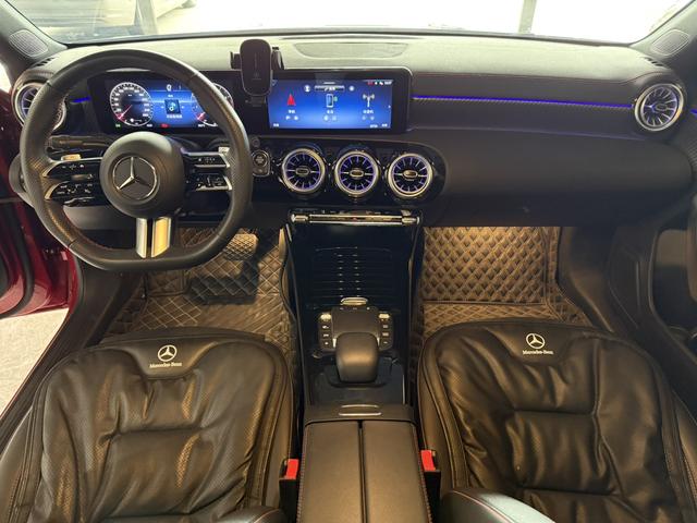 Mercedes-Benz A-Class 2023 thumb 3