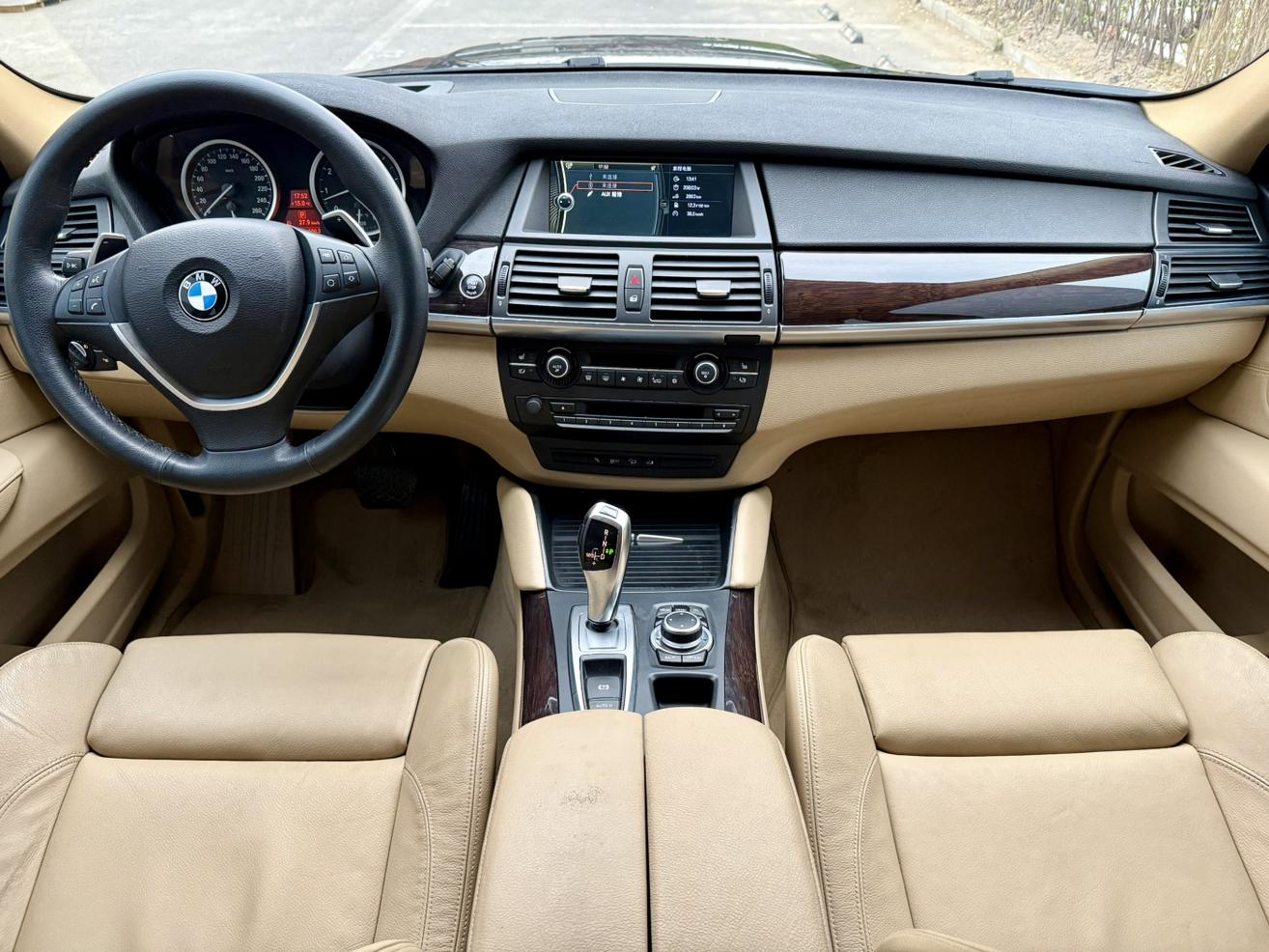 BMW X6 2014 thumb 10