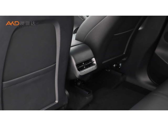 Tesla Model Y 2022 thumb 3