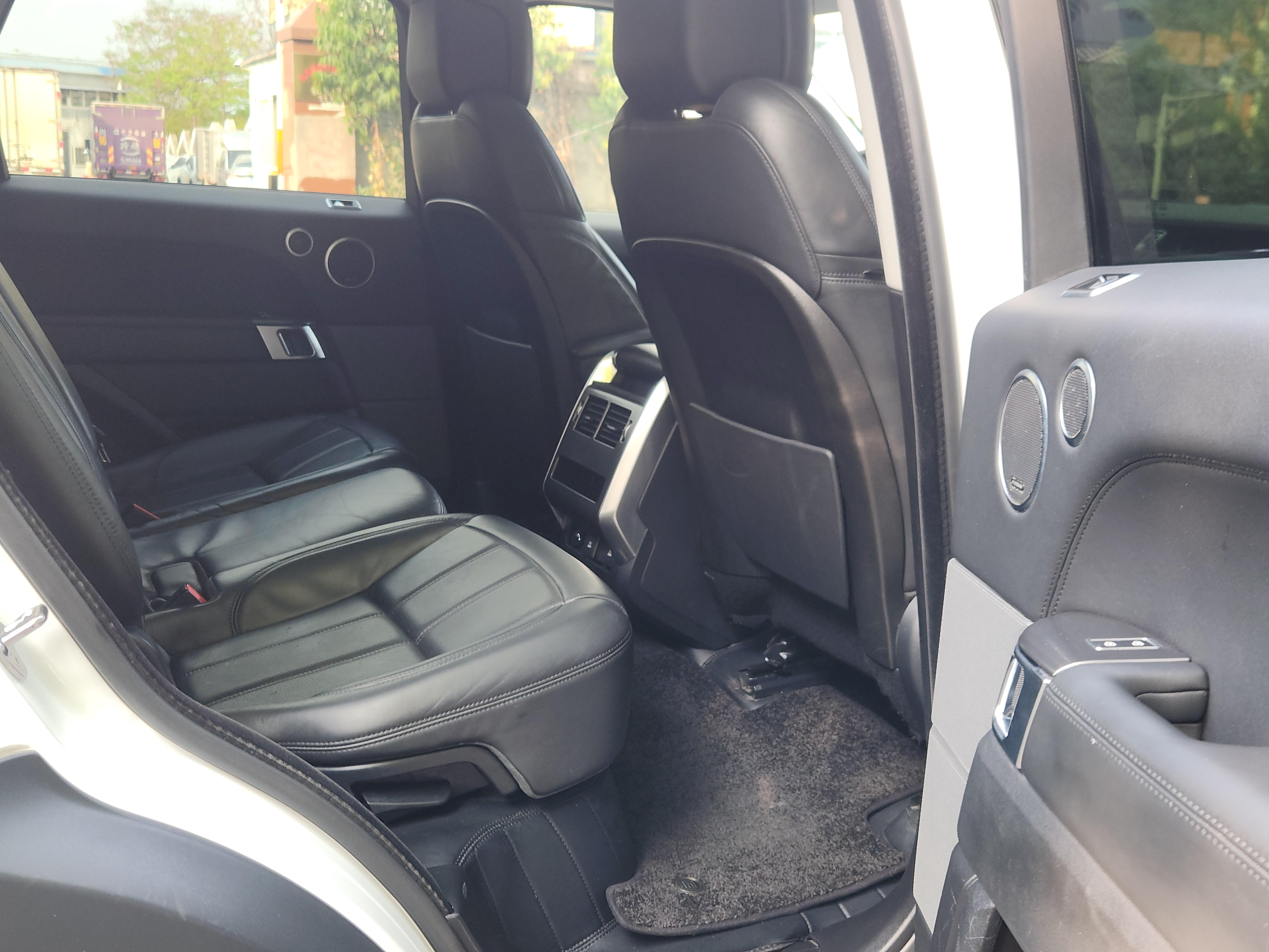 Land Rover Range Rover Sport 2021 thumb 7