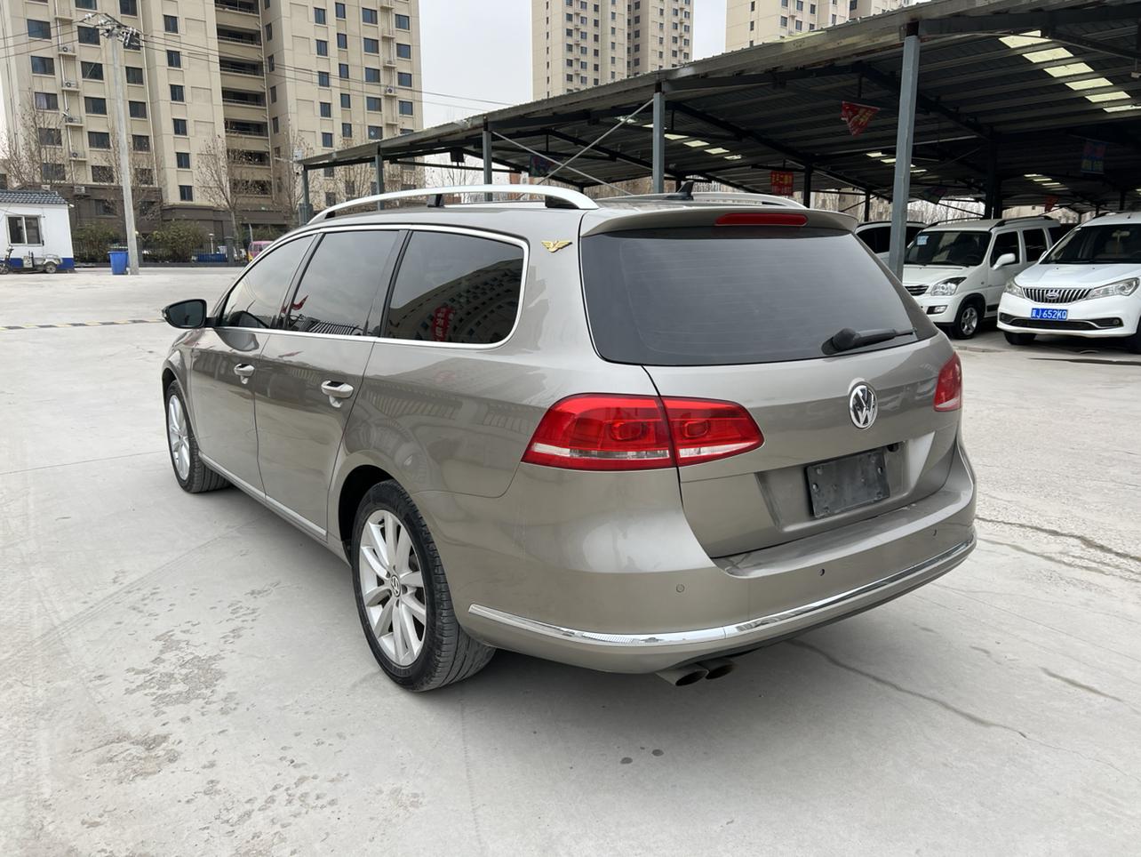 Volkswagen Magotan 2015 thumb 3