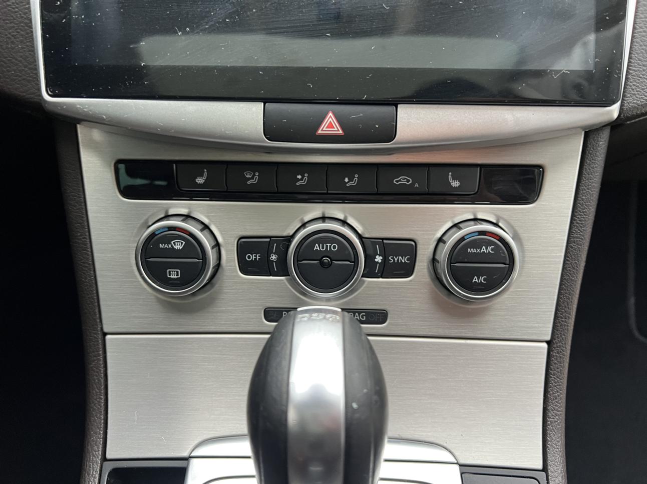 Volkswagen Magotan 2015 thumb 6