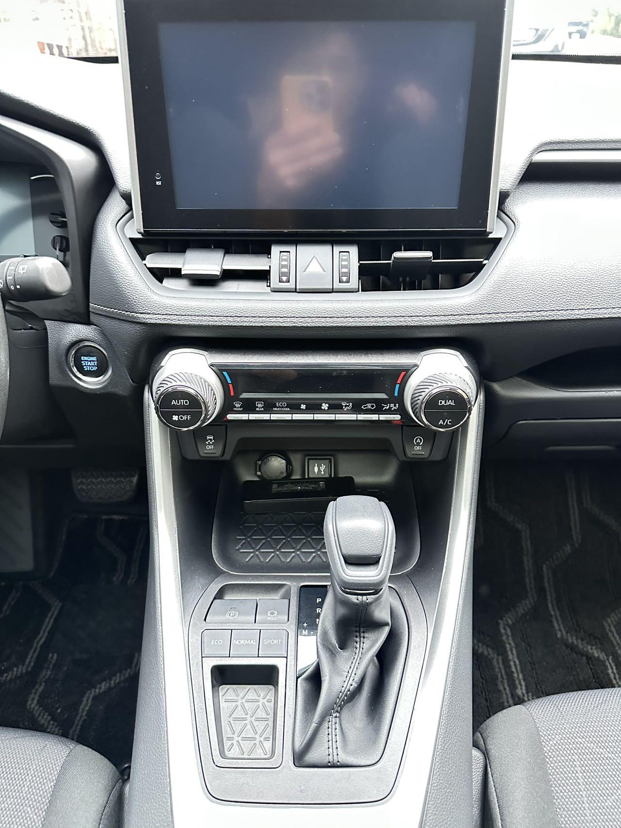 Toyota RAV4 2022 thumb 7