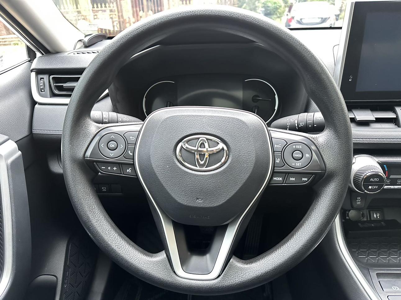 Toyota RAV4 2022 thumb 8