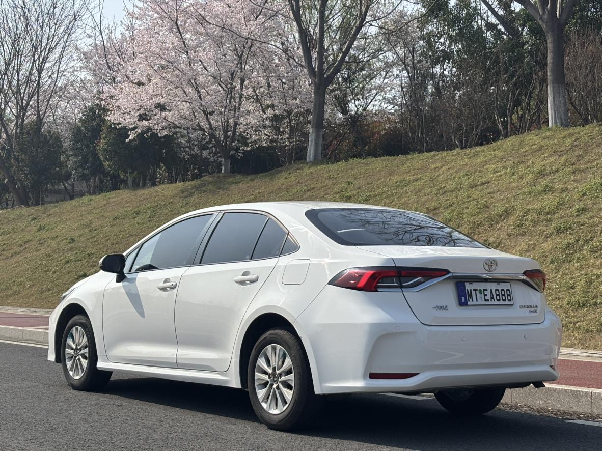 Toyota Corolla 2023 thumb 2