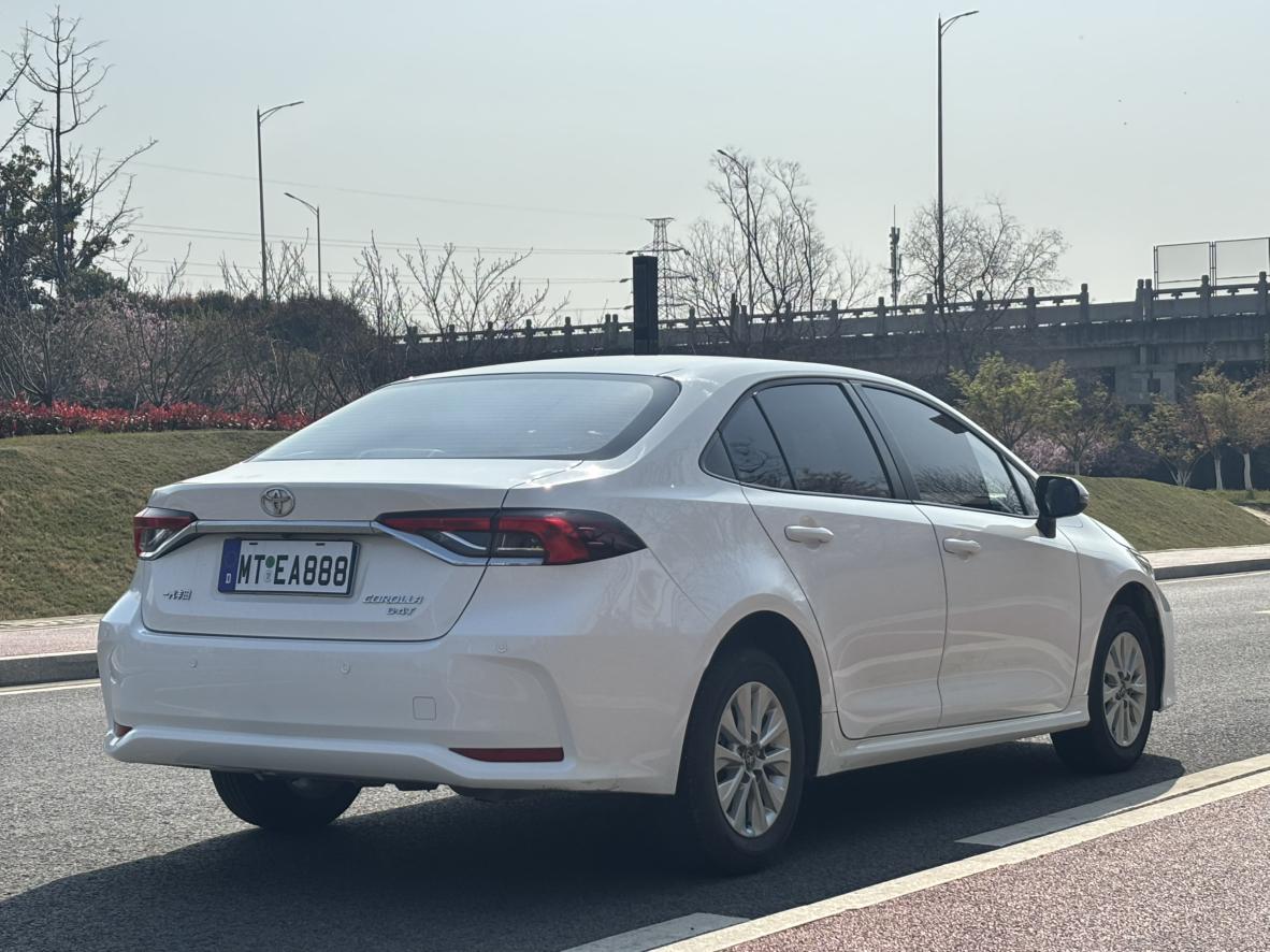 Toyota Corolla 2023 thumb 4