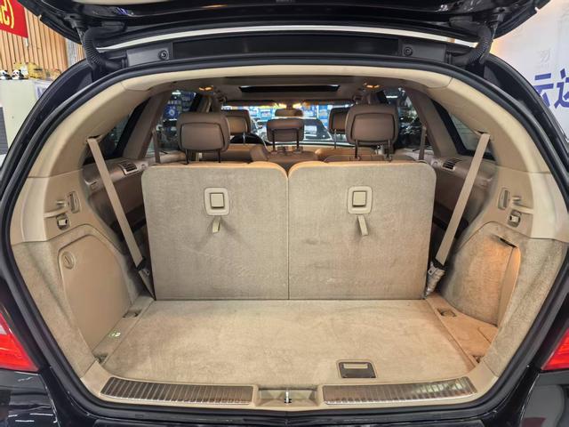 Mercedes-Benz R-Class 2017 thumb 12