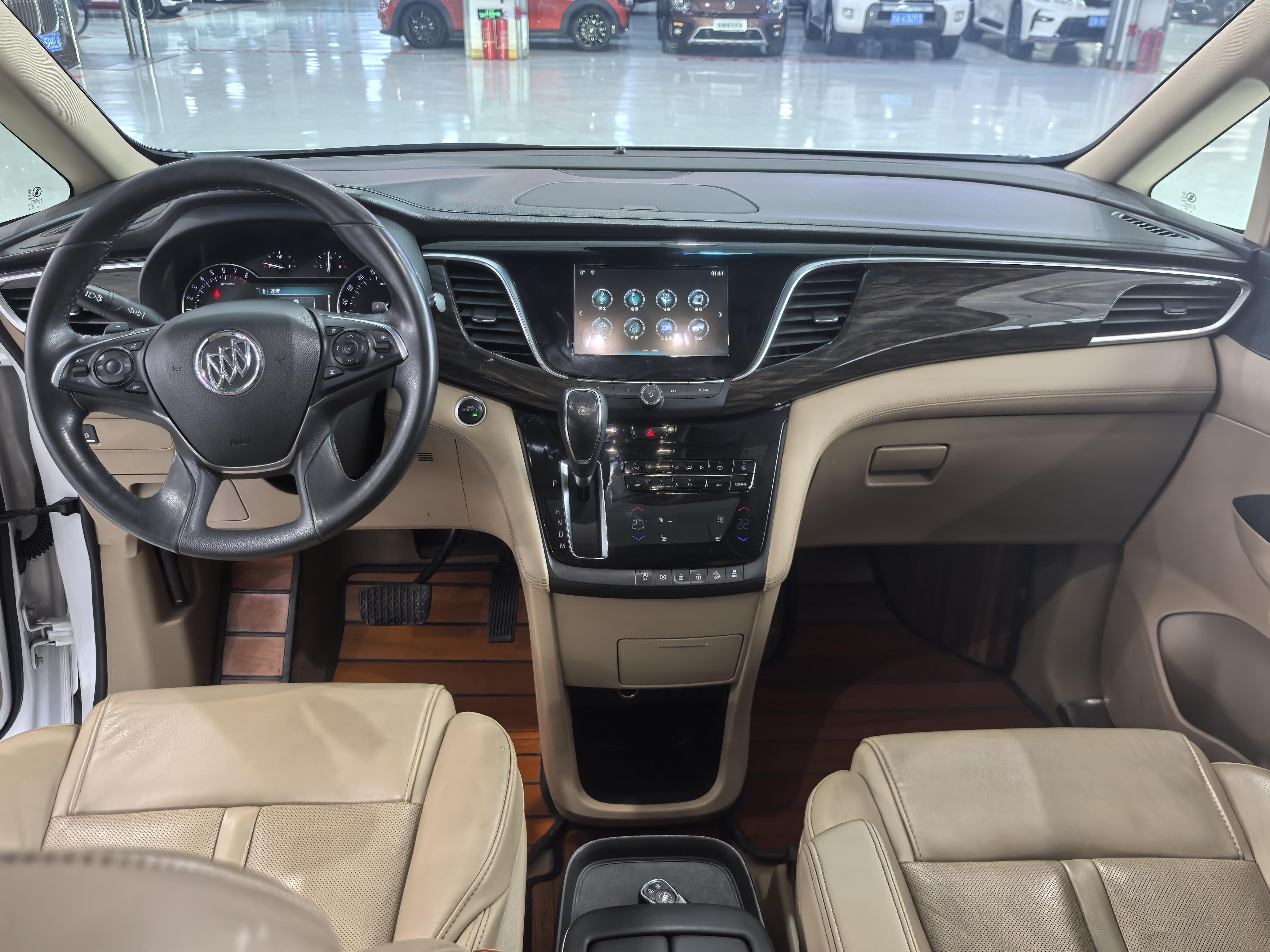 Buick GL8 2017 thumb 6