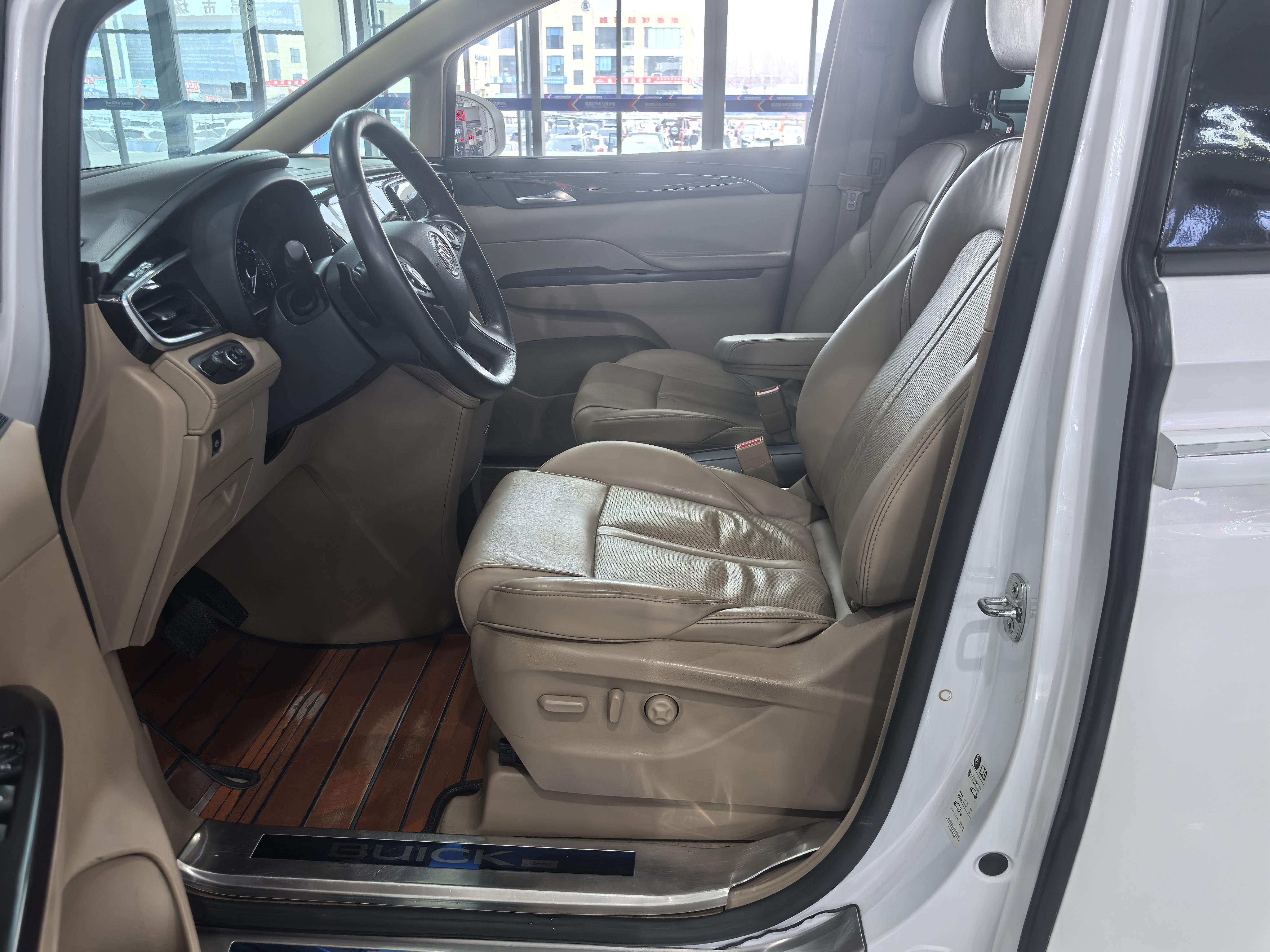 Buick GL8 2017 thumb 7
