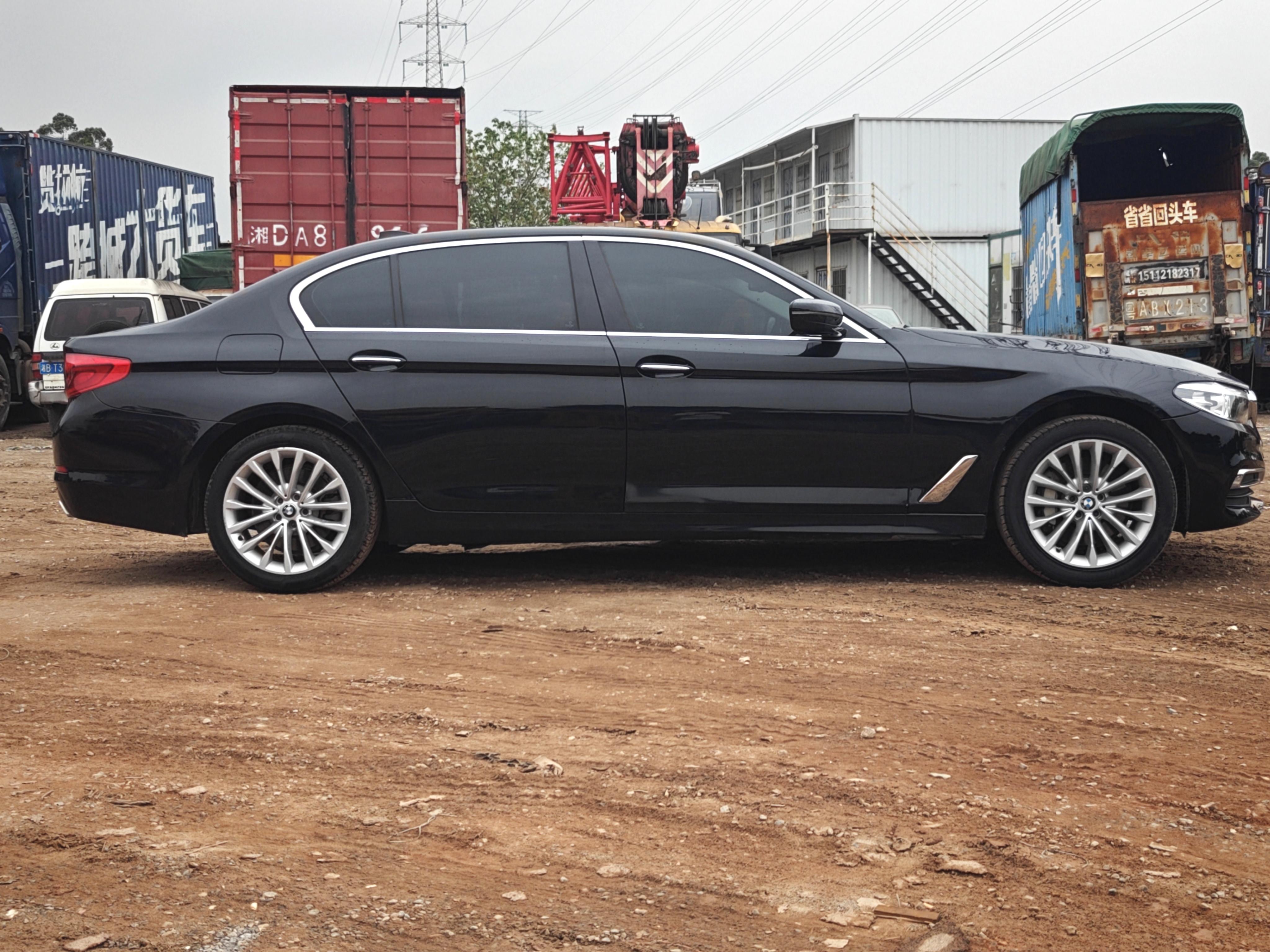 BMW 5 серии 2018 thumb 5