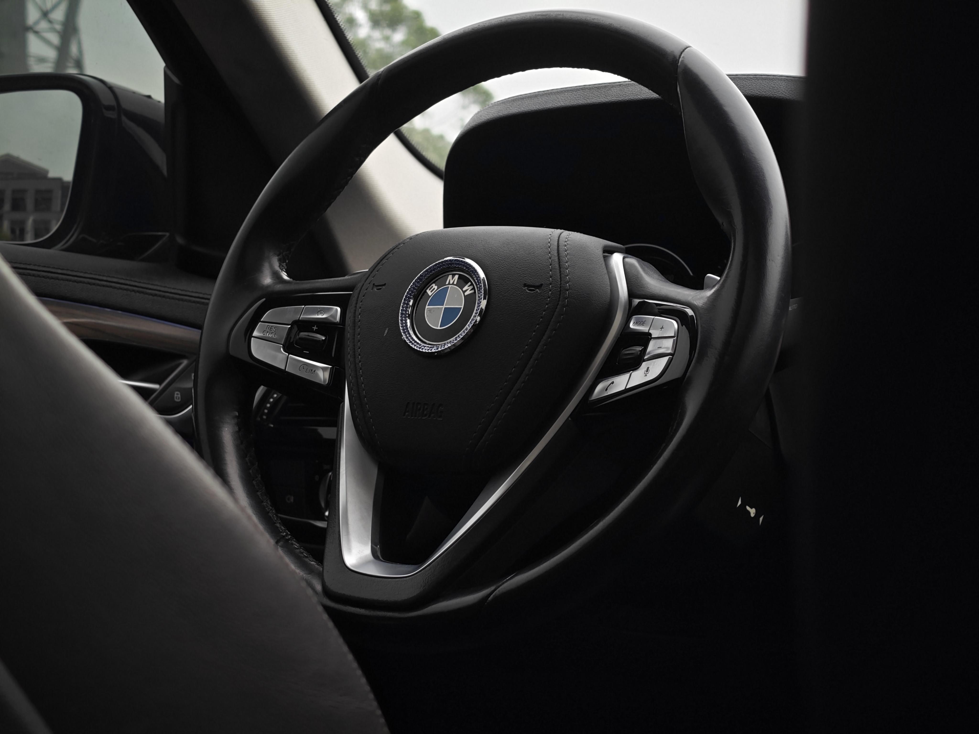 BMW 5 серии 2018 thumb 9