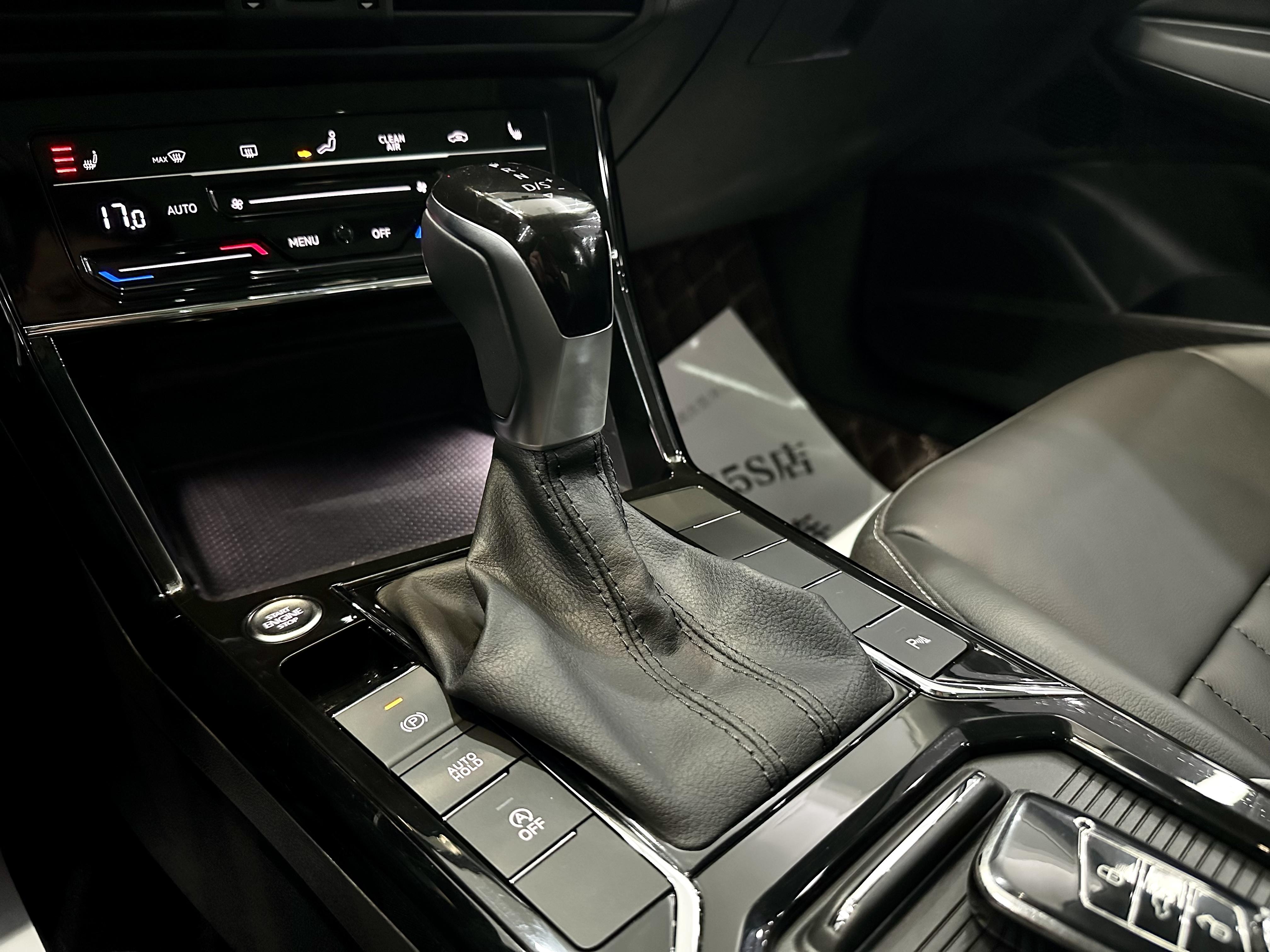 Volkswagen Passat 2023 thumb 11