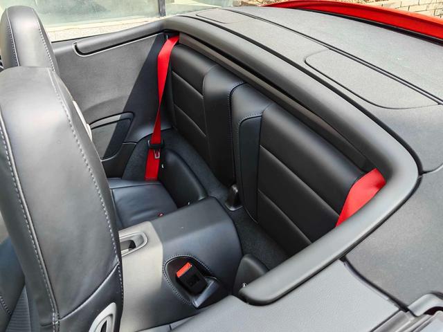 Porsche 911 2012 thumb 2