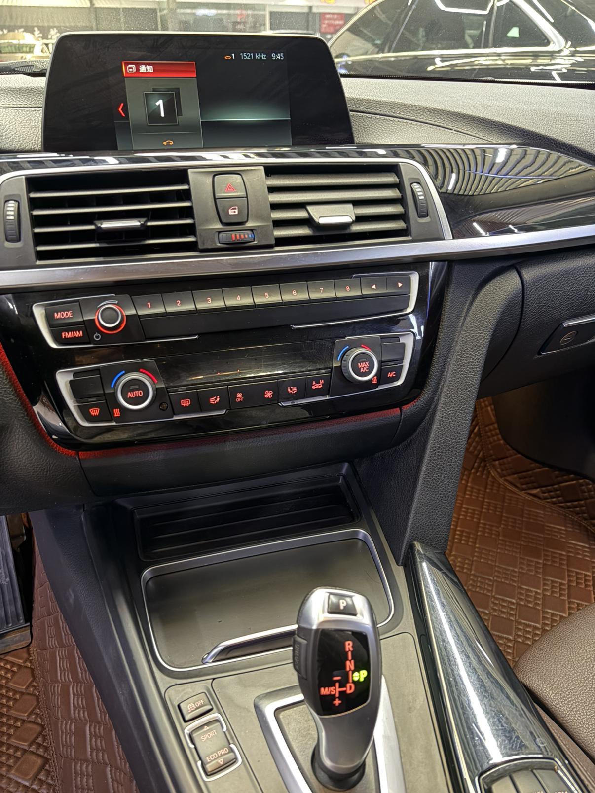 BMW 3 серии 2018 thumb 7