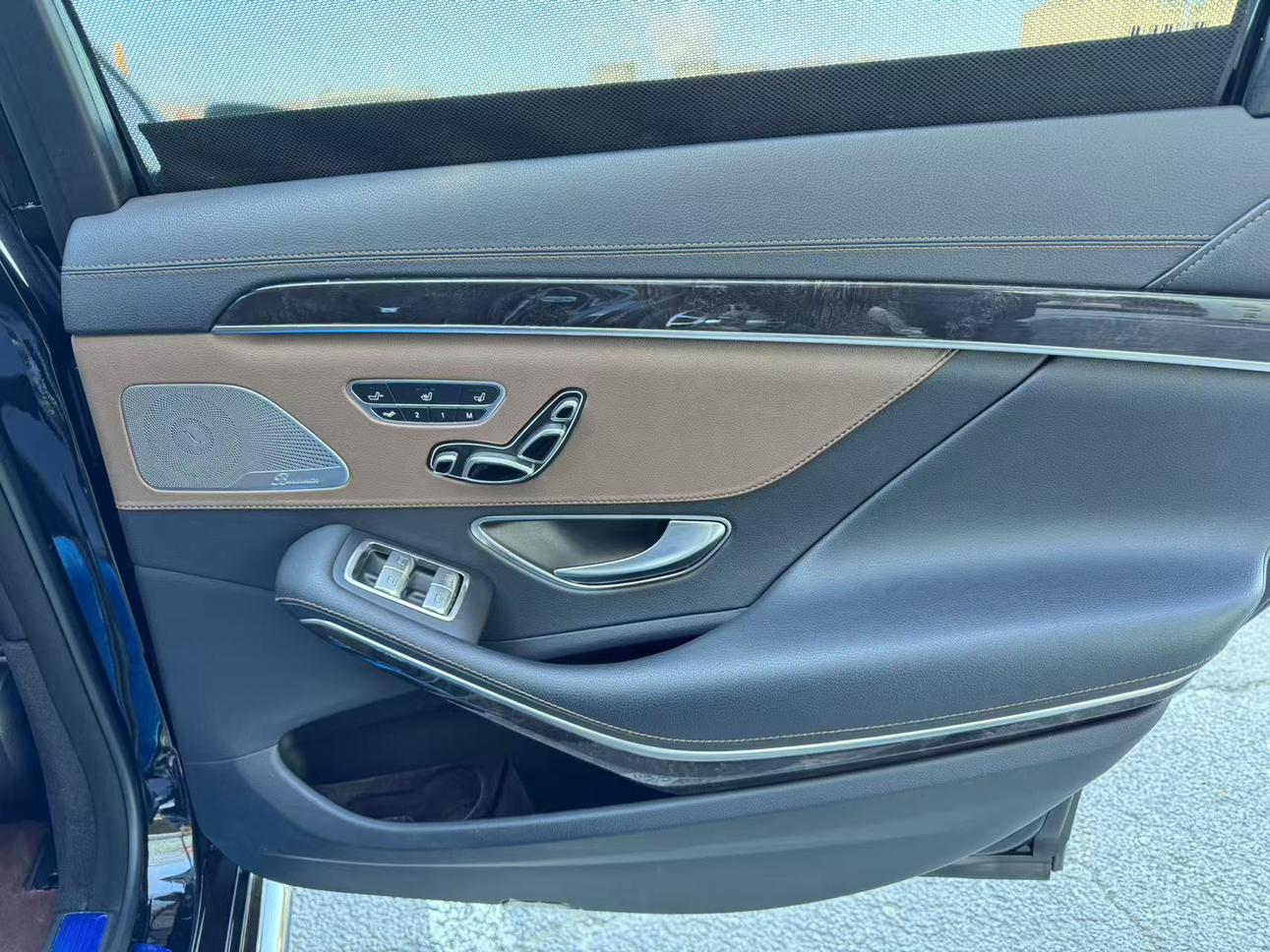 Mercedes-Benz S-Class 2018 thumb 9