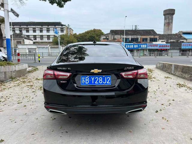 Chevrolet Malibu 2021 thumb 3