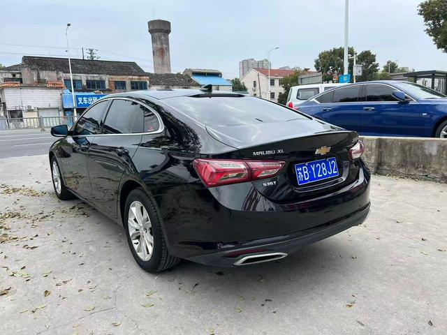 Chevrolet Malibu 2021 thumb 4