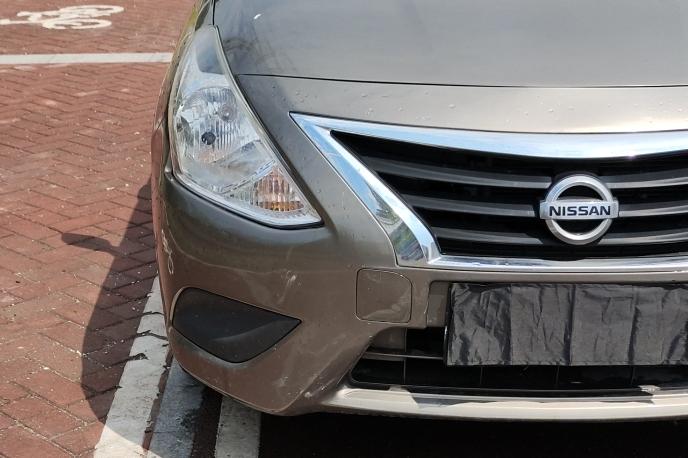 Nissan Sunny 2015 thumb 5