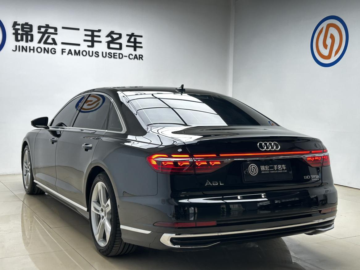 Audi A8 2023 thumb 2