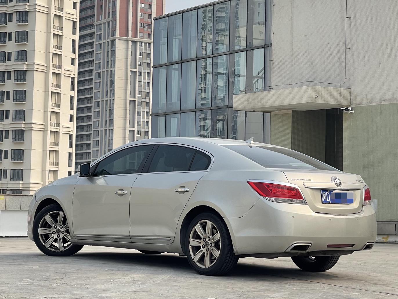 Buick LaCrosse 2010 thumb 3