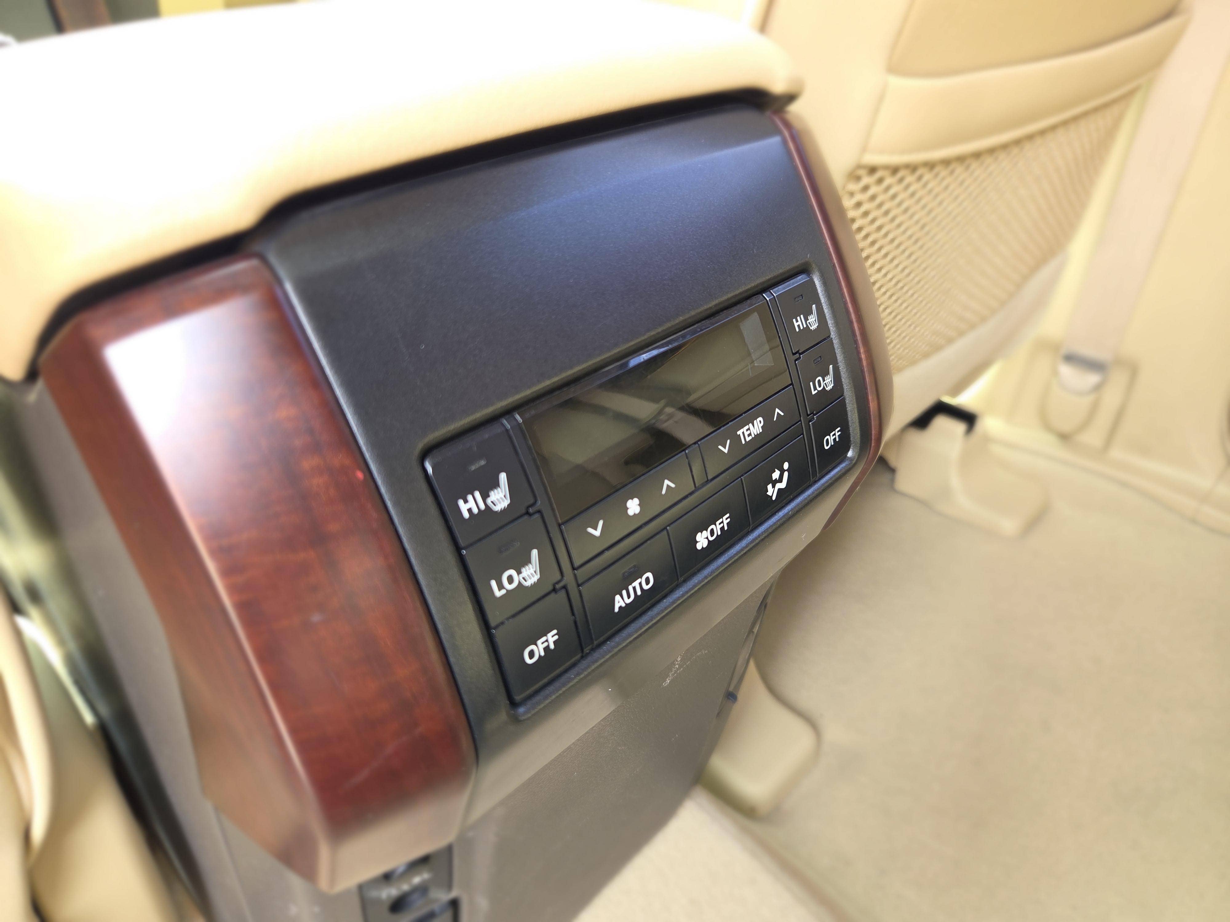 Toyota Land Cruiser Prado 2014 thumb 3