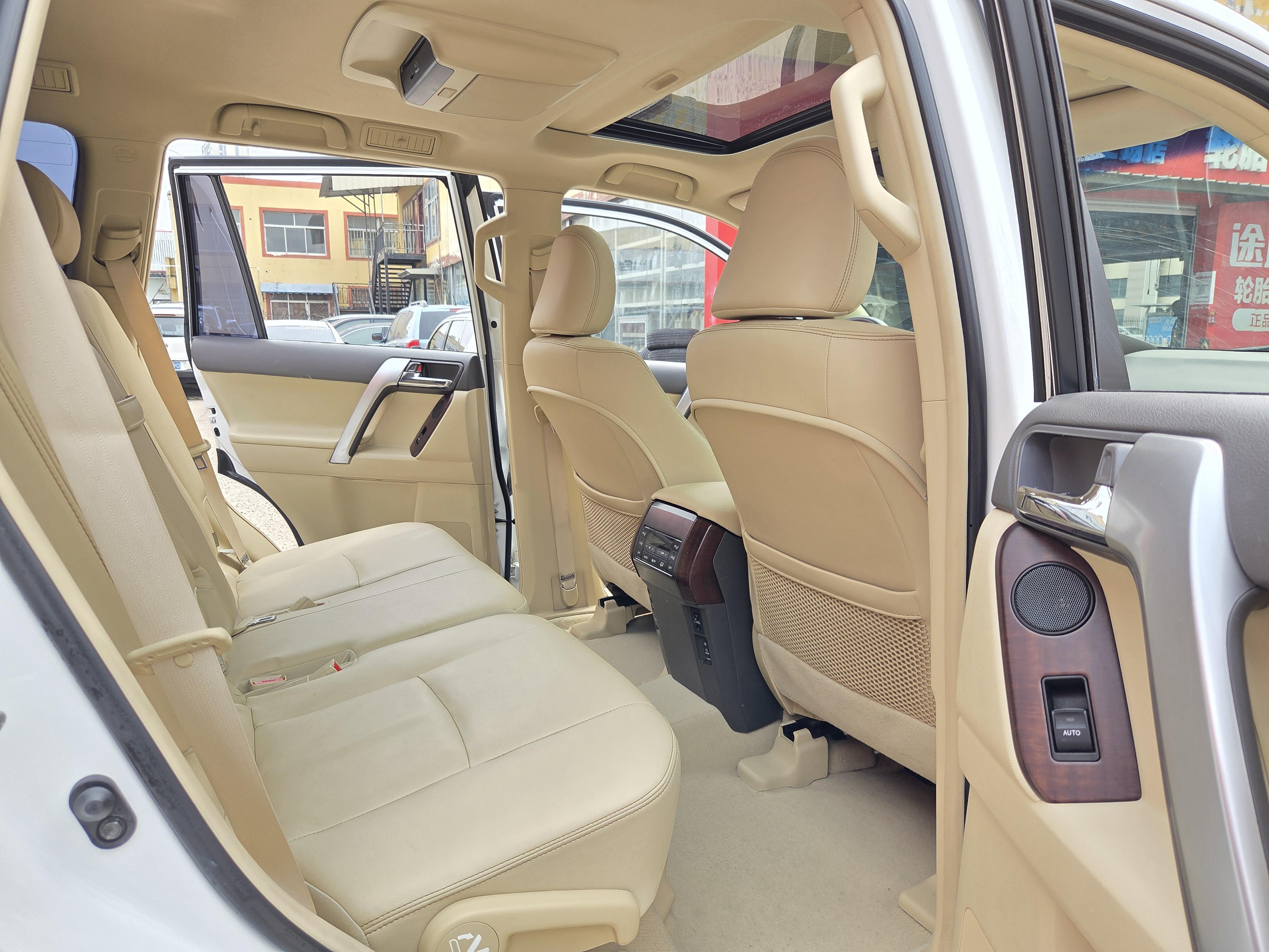 Toyota Land Cruiser Prado 2014 thumb 12