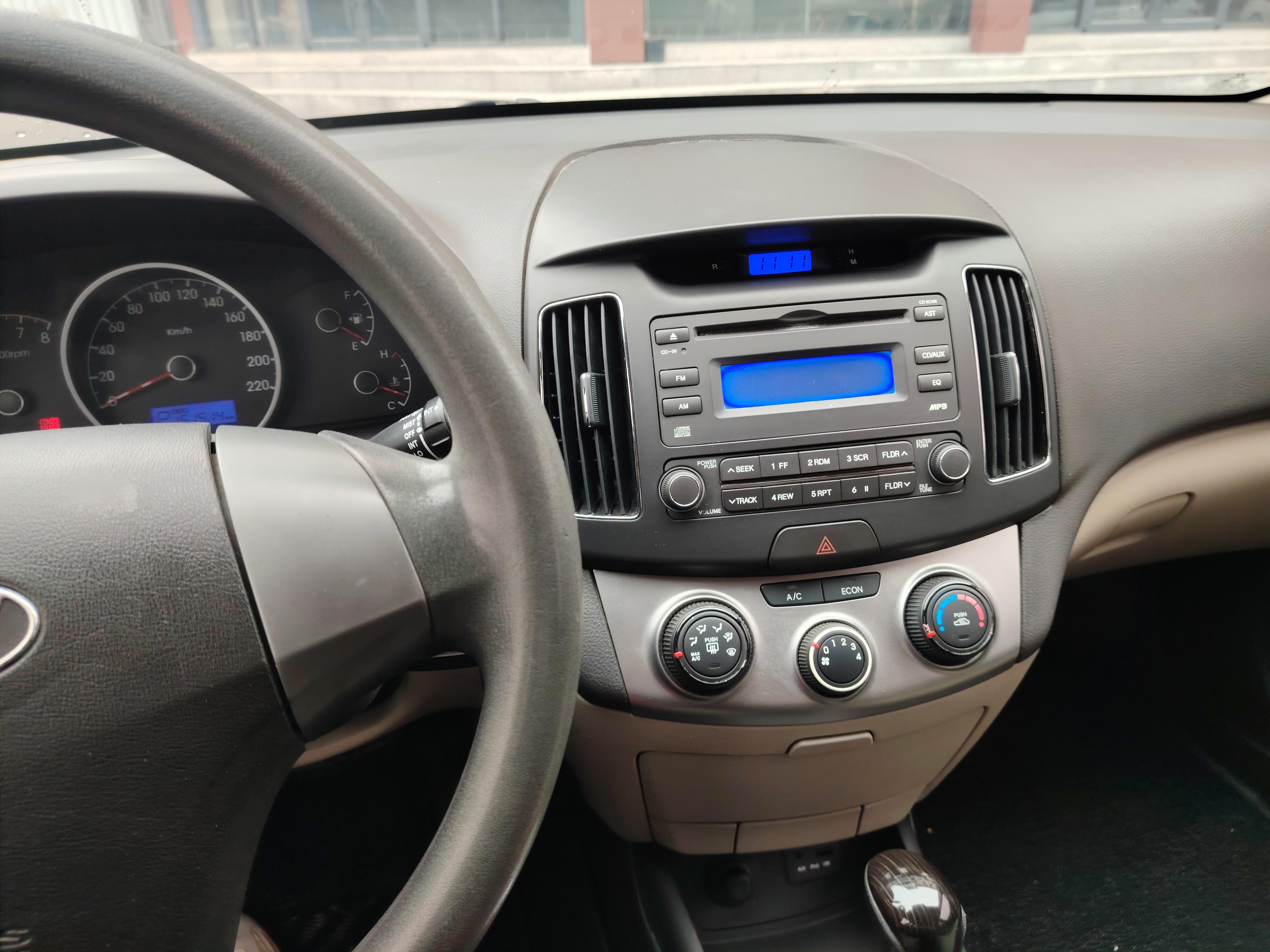 Hyundai Elantra 2011 thumb 8