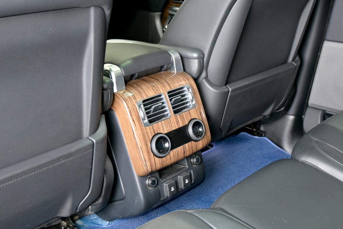 Land Rover Range Rover 2018 thumb 8
