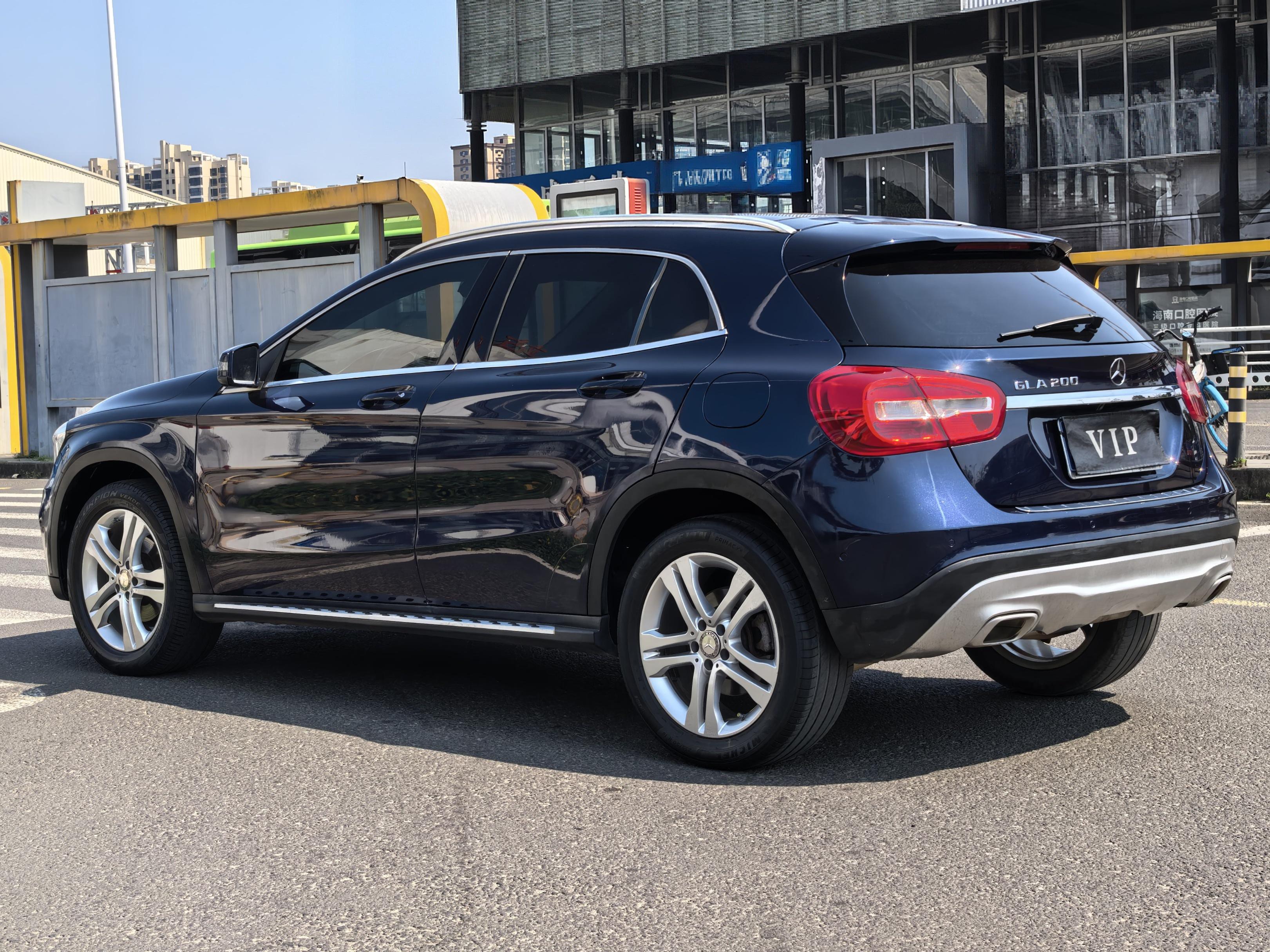 Mercedes-Benz GLA 2016 thumb 2